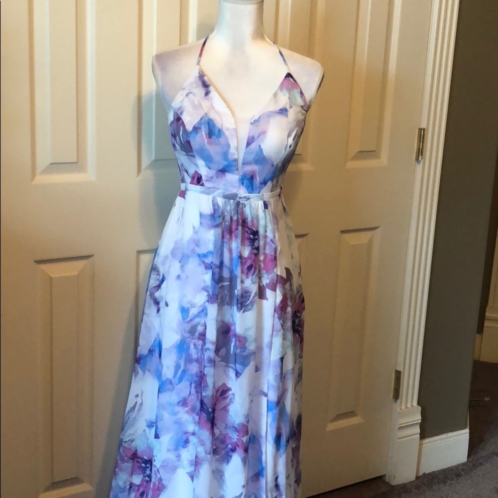 Gorgeous MORGAN & CO - FLORAL PRINT HALTER X-BACK